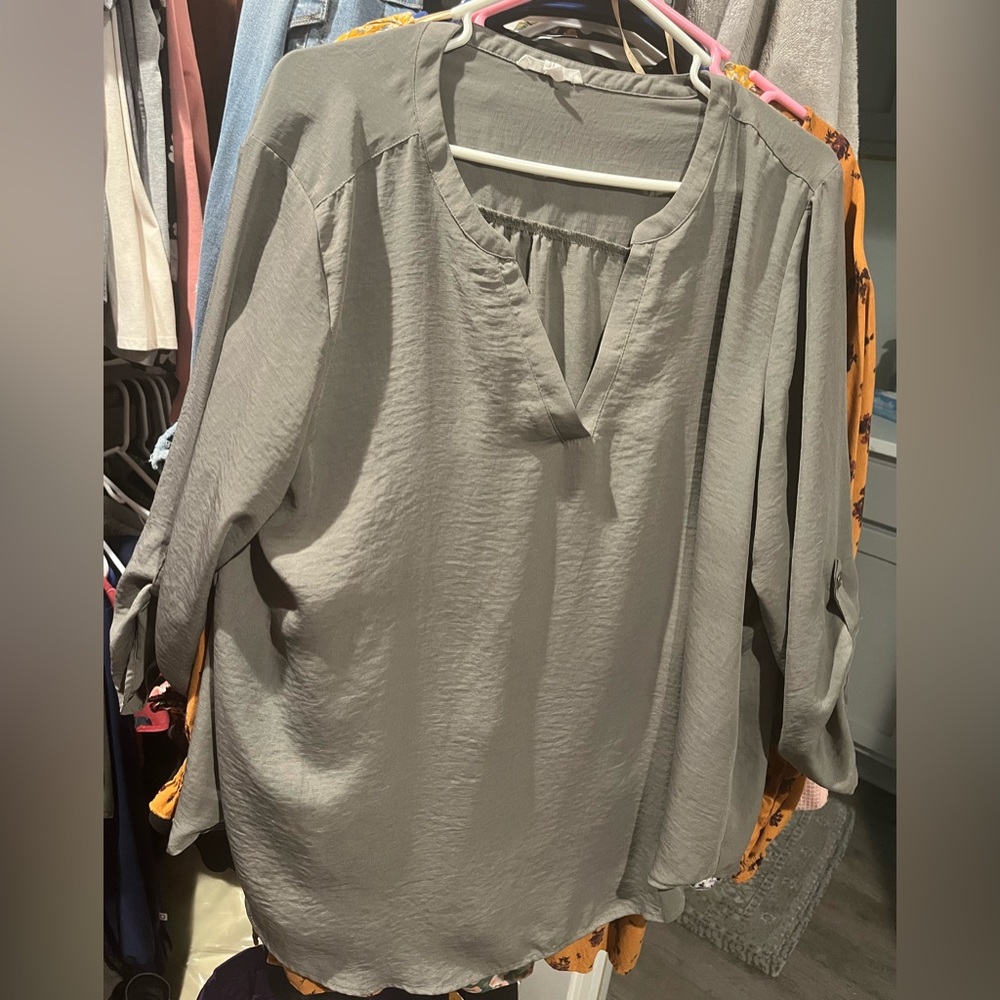 Green 3/4 sleeve